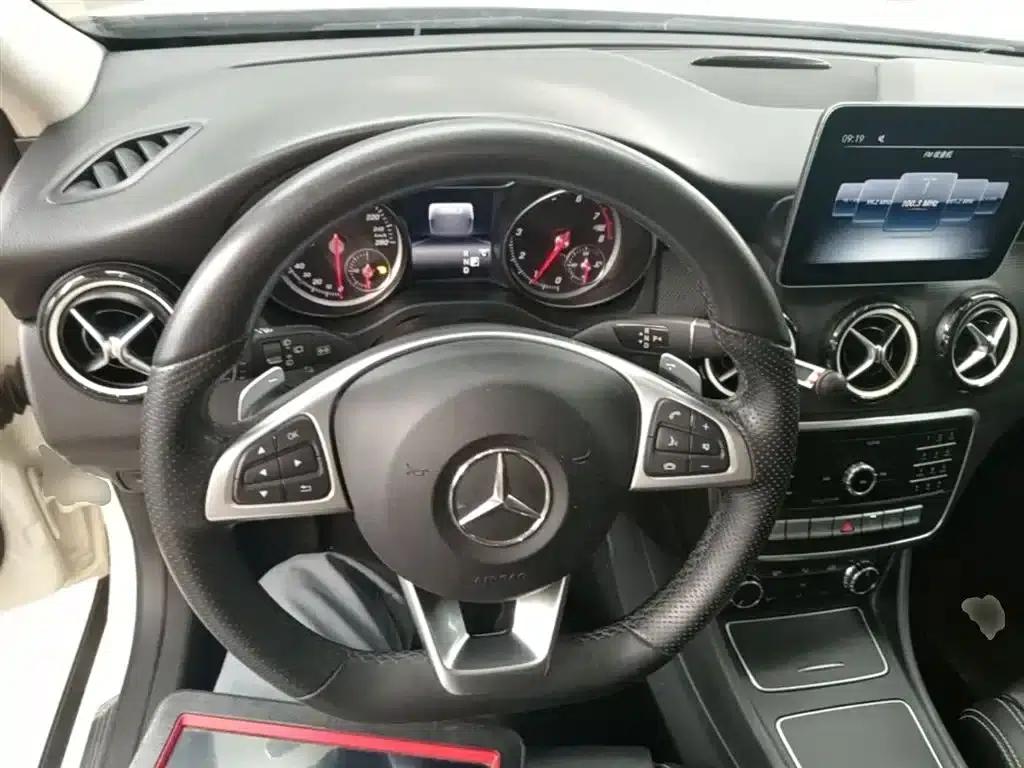 2019 Mercedes-Benz GLA 200 Dynamic — миниатюра 11