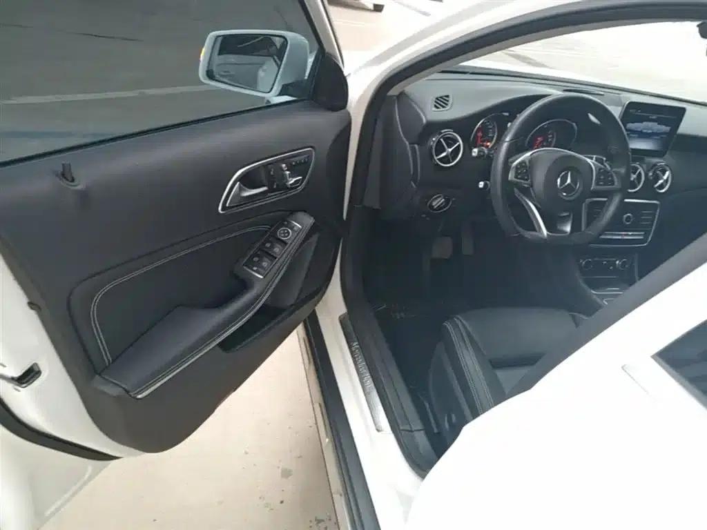 2019 Mercedes-Benz GLA 200 Dynamic — миниатюра 16