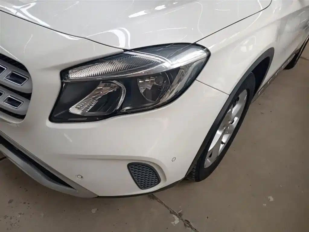 2019 Mercedes-Benz GLA 200 Dynamic — миниатюра 24