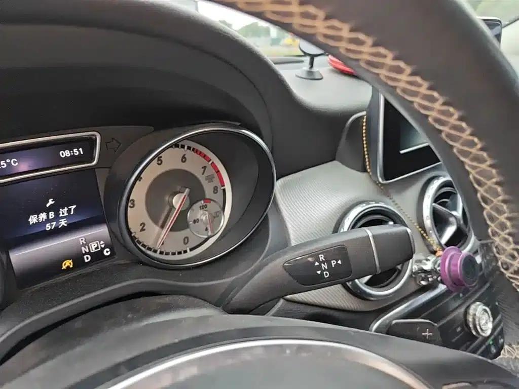 2016 Mercedes-Benz GLA 200 Dynamic — миниатюра 14