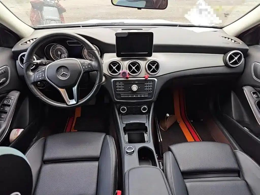 2016 Mercedes-Benz GLA 200 Dynamic — миниатюра 10