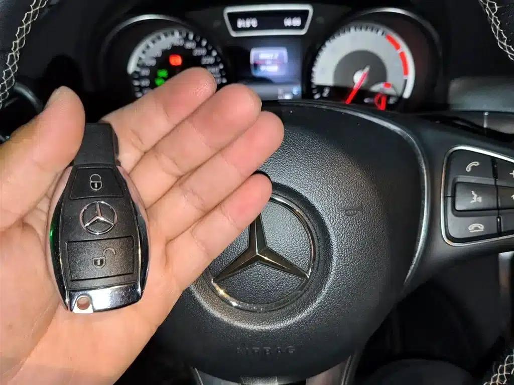 2016 Mercedes-Benz GLA 200 Dynamic — миниатюра 12