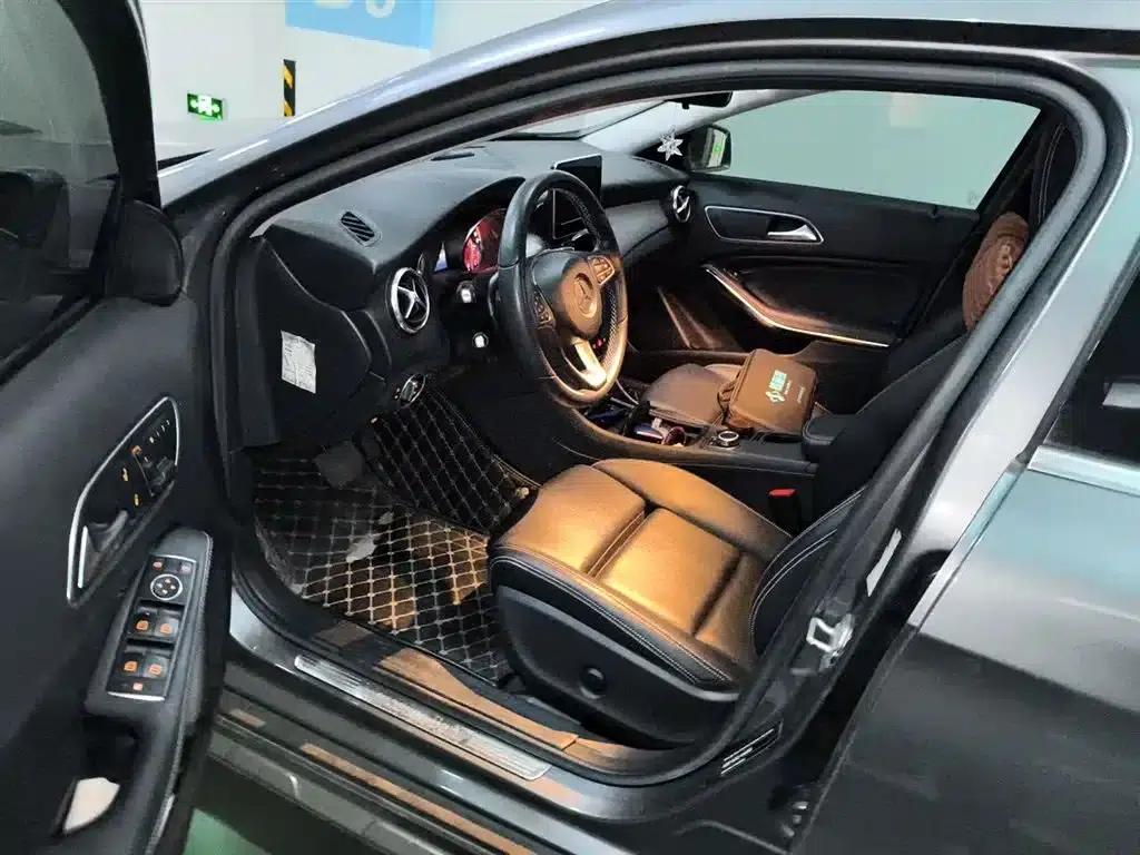 2016 Mercedes-Benz GLA 200 Dynamic — миниатюра 14
