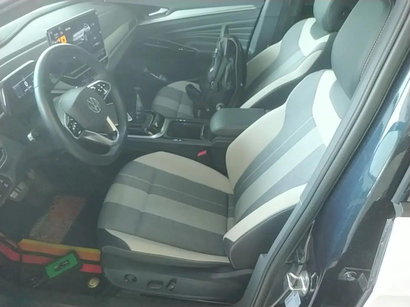 Volkswagen ID.4 CROZZ 2024 Pure Edition Limited Edition — миниатюра 18