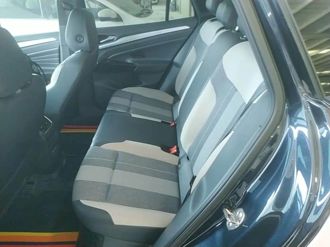Volkswagen ID.4 CROZZ 2024 Pure Edition Limited Edition — миниатюра 20