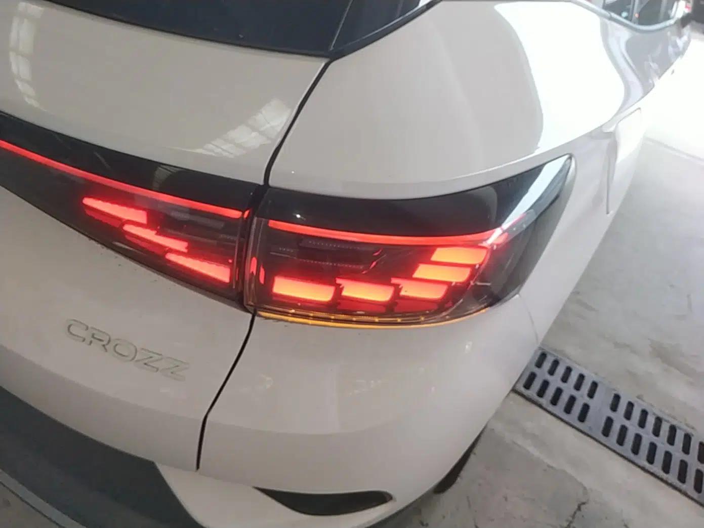 Volkswagen ID.4 CROZZ 2024 Pure Edition Limited Edition — миниатюра 7