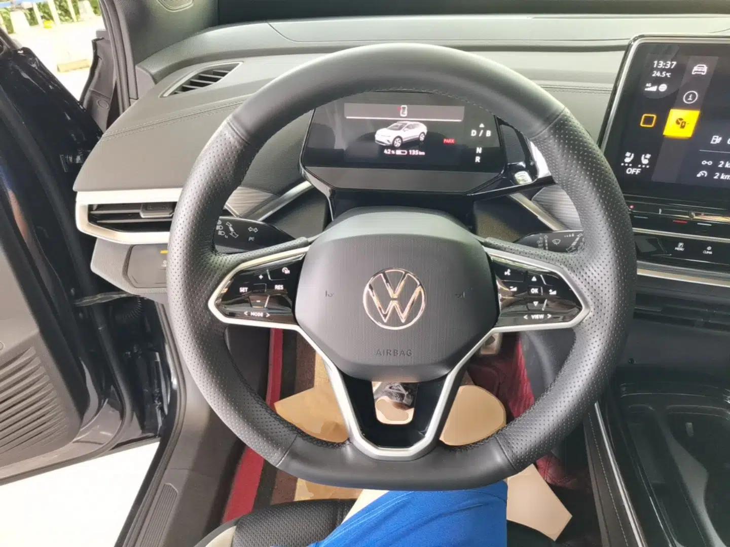 Volkswagen ID.4 CROZZ 2024 Pure Edition Limited Edition — миниатюра 14