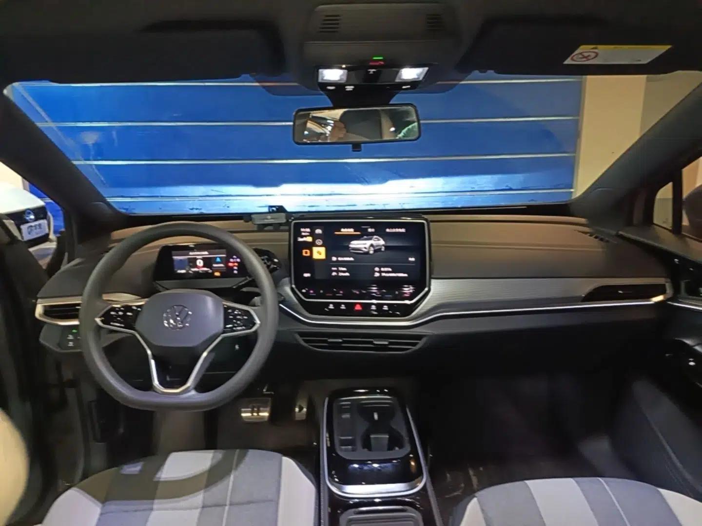Volkswagen ID.4 CROZZ 2024 Pure Edition Limited Edition — миниатюра 12