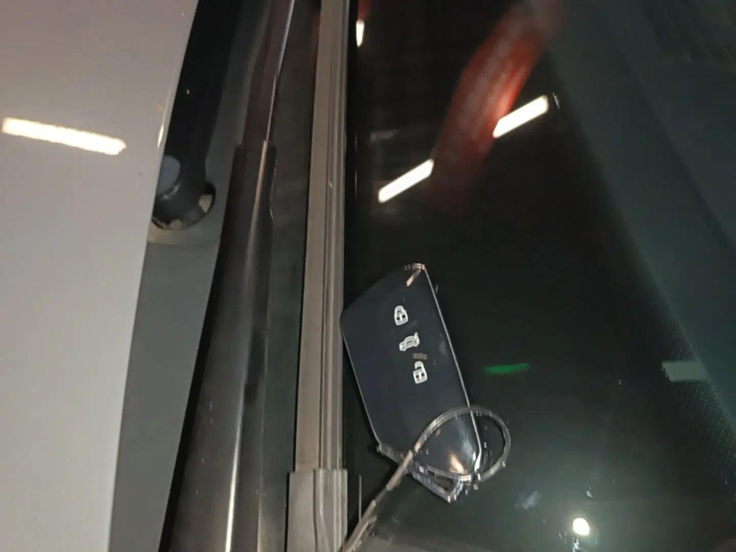 Volkswagen ID.4 CROZZ 2024 Pure Edition Limited Edition — миниатюра 22