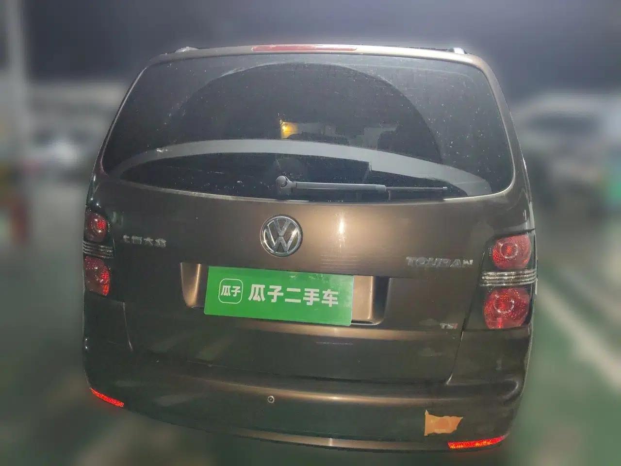 Volkswagen Touran 2013 1.4T DSG Comfort Edition 5-Seater — миниатюра 5