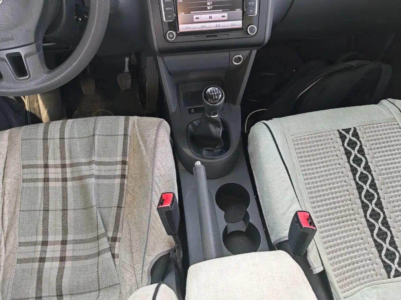 Volkswagen Touran 2015 1.4T Manual Fashion Edition 5-Seater — миниатюра 16