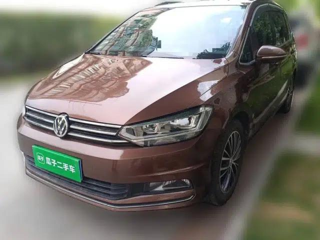 Volkswagen Touran 2016 Volkswagen Touran L 330TSI DSG Luxury Edition