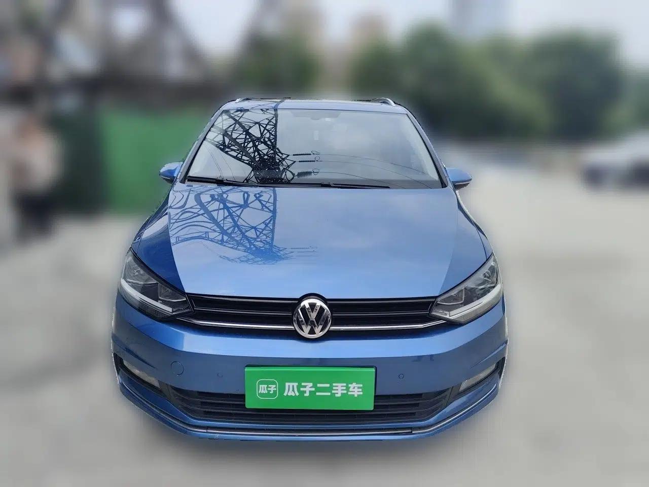Volkswagen Touran 2018 Volkswagen Touran L 280TSI DSG Comfort Edition 7 Seats China VI Standard — миниатюра 2