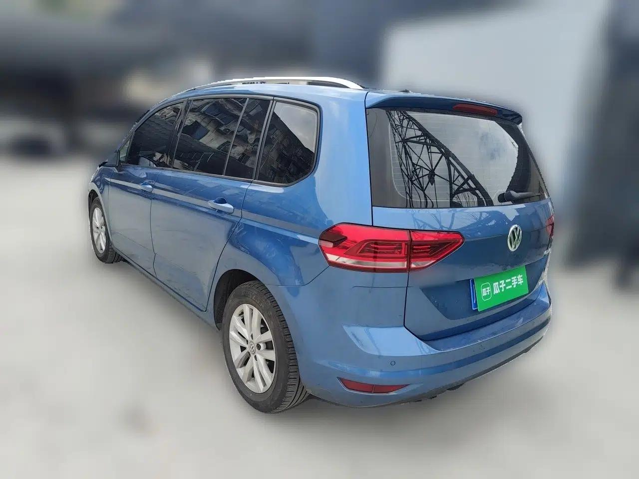 Volkswagen Touran 2018 Volkswagen Touran L 280TSI DSG Comfort Edition 7 Seats China VI Standard — миниатюра 4
