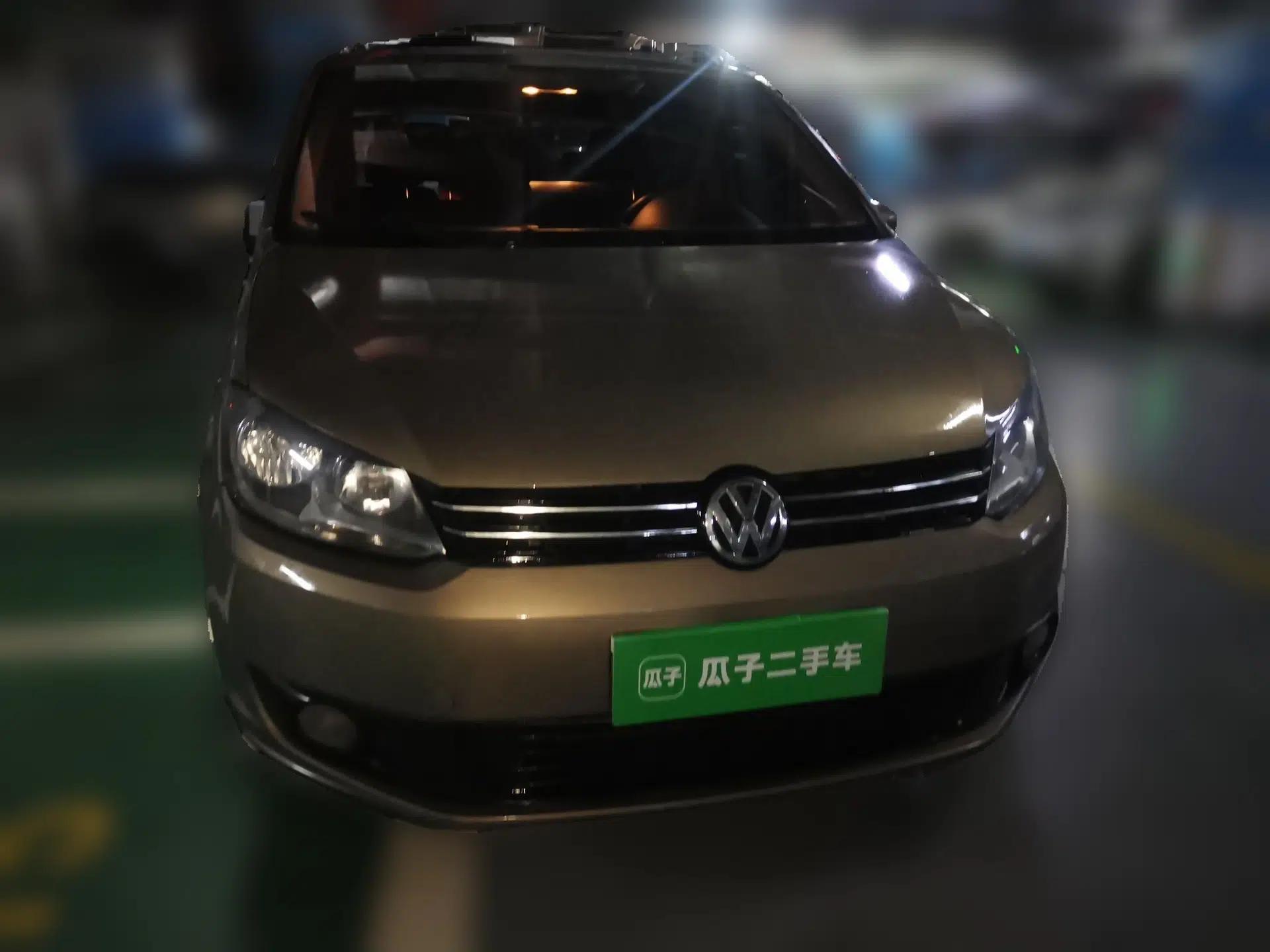 Volkswagen Touran 2013 1.4T Manual Fashion Edition 5 Seats — миниатюра 3