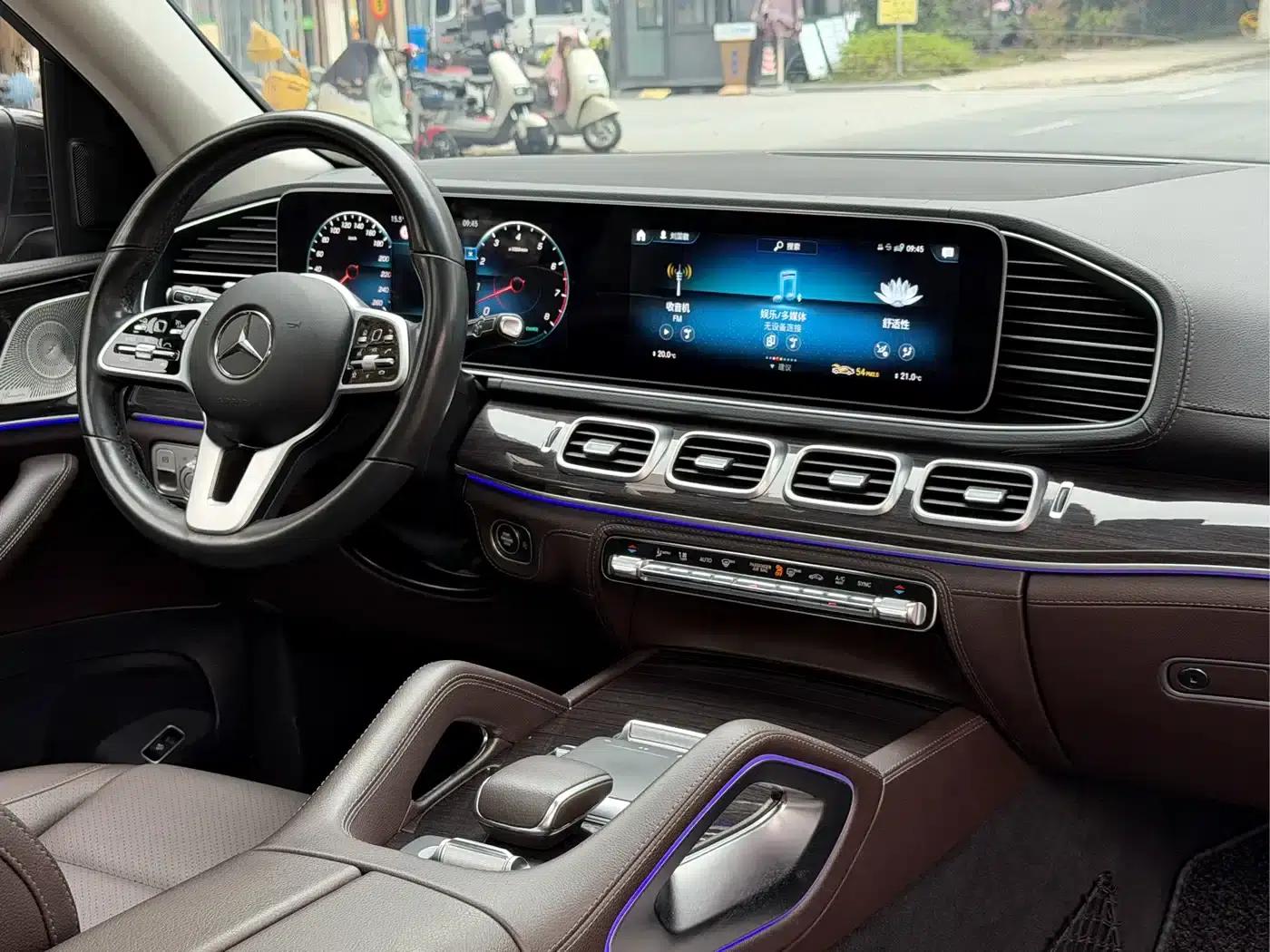 2021 Mercedes-Benz GLS 450 4MATIC Fashion Model — миниатюра 18