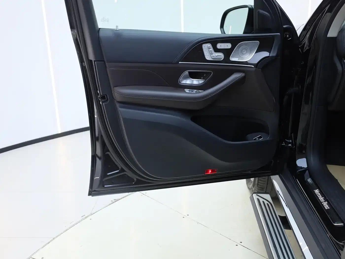 Mercedes-Benz GLS 2021 Facelift GLS 450 4MATIC Fashion Model — миниатюра 24