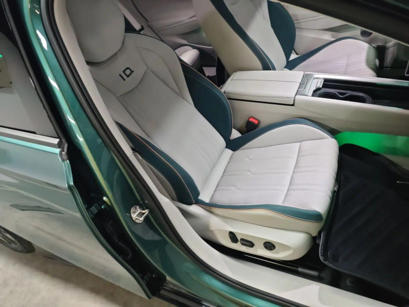 Volkswagen ID.7 VIZZION 2024 First Edition — миниатюра 23