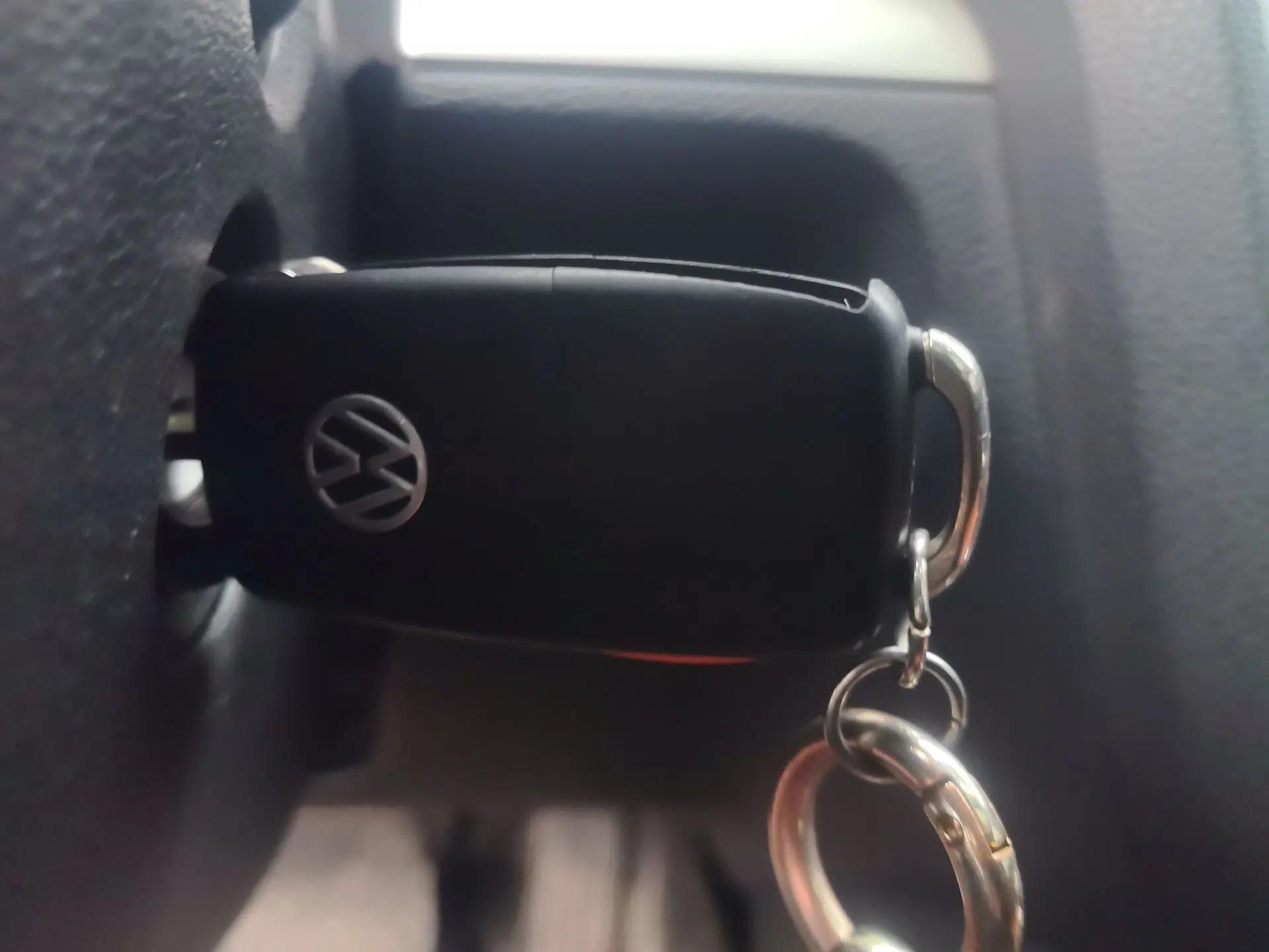 Volkswagen Scirocco 2015 1.4TSI Comfort Edition — миниатюра 9