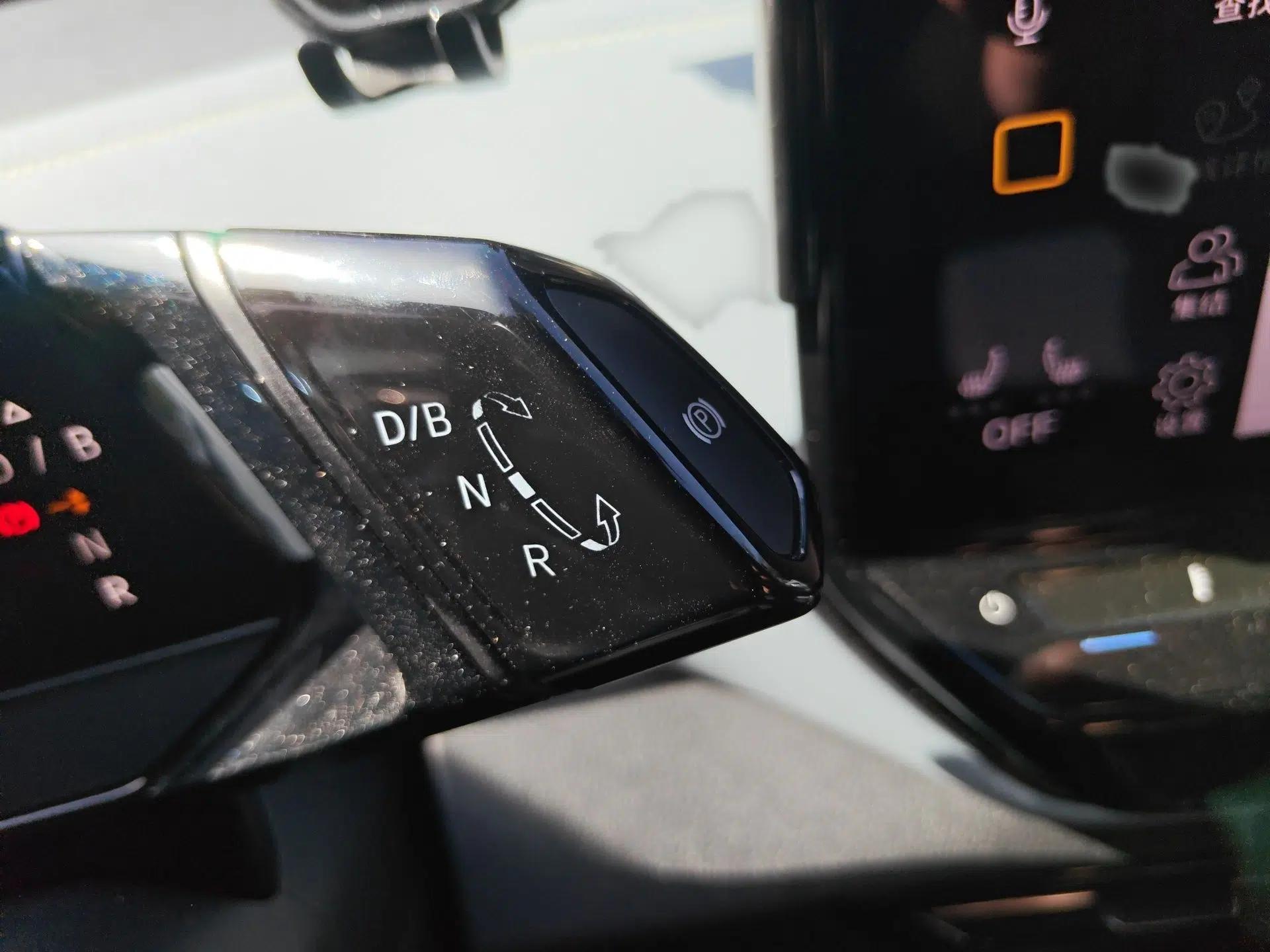 Volkswagen ID.4 X 2022 Smart Enjoyment Long-Range Edition — миниатюра 13