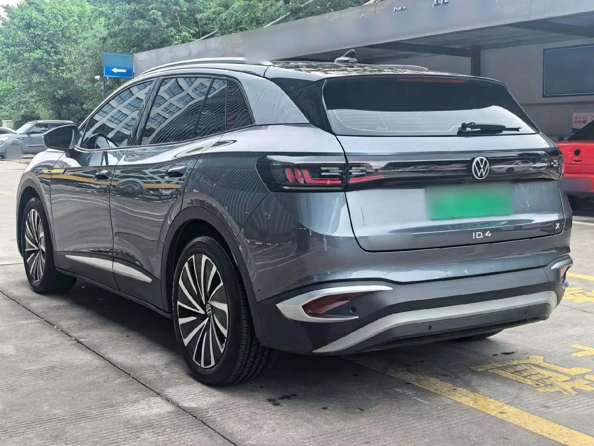 Volkswagen ID.4 X 2022 Smart Enjoyment Long-Range Edition — миниатюра 6