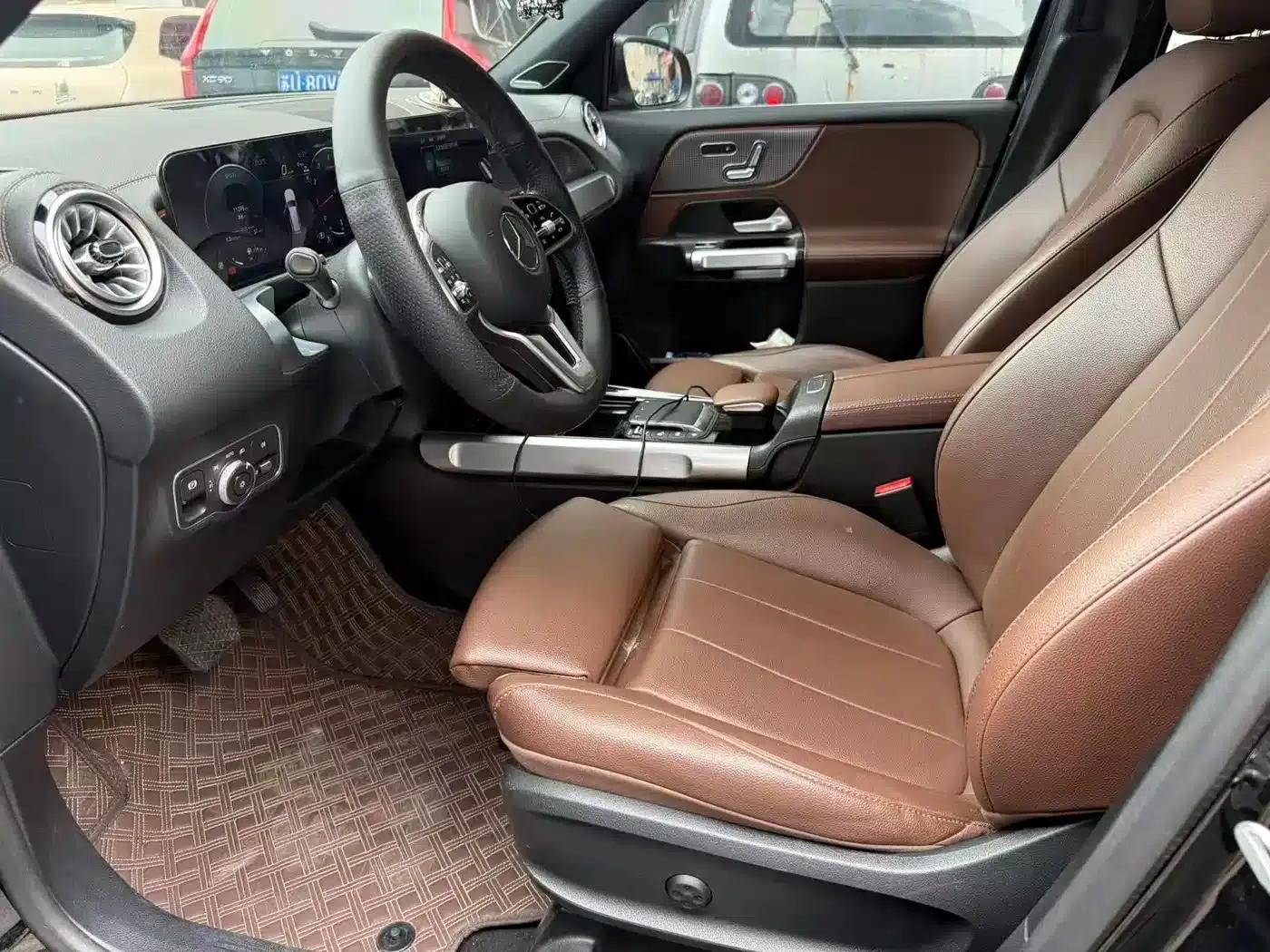 2023 Mercedes-Benz GLB 220 Fashion Edition — миниатюра 4