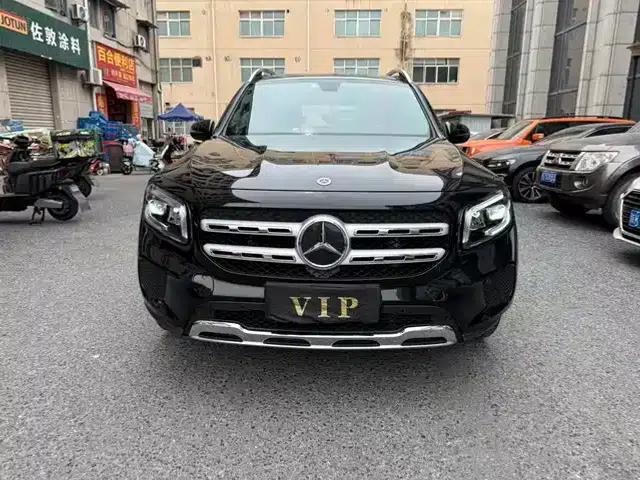 2023 Mercedes-Benz GLB 220 Fashion Edition