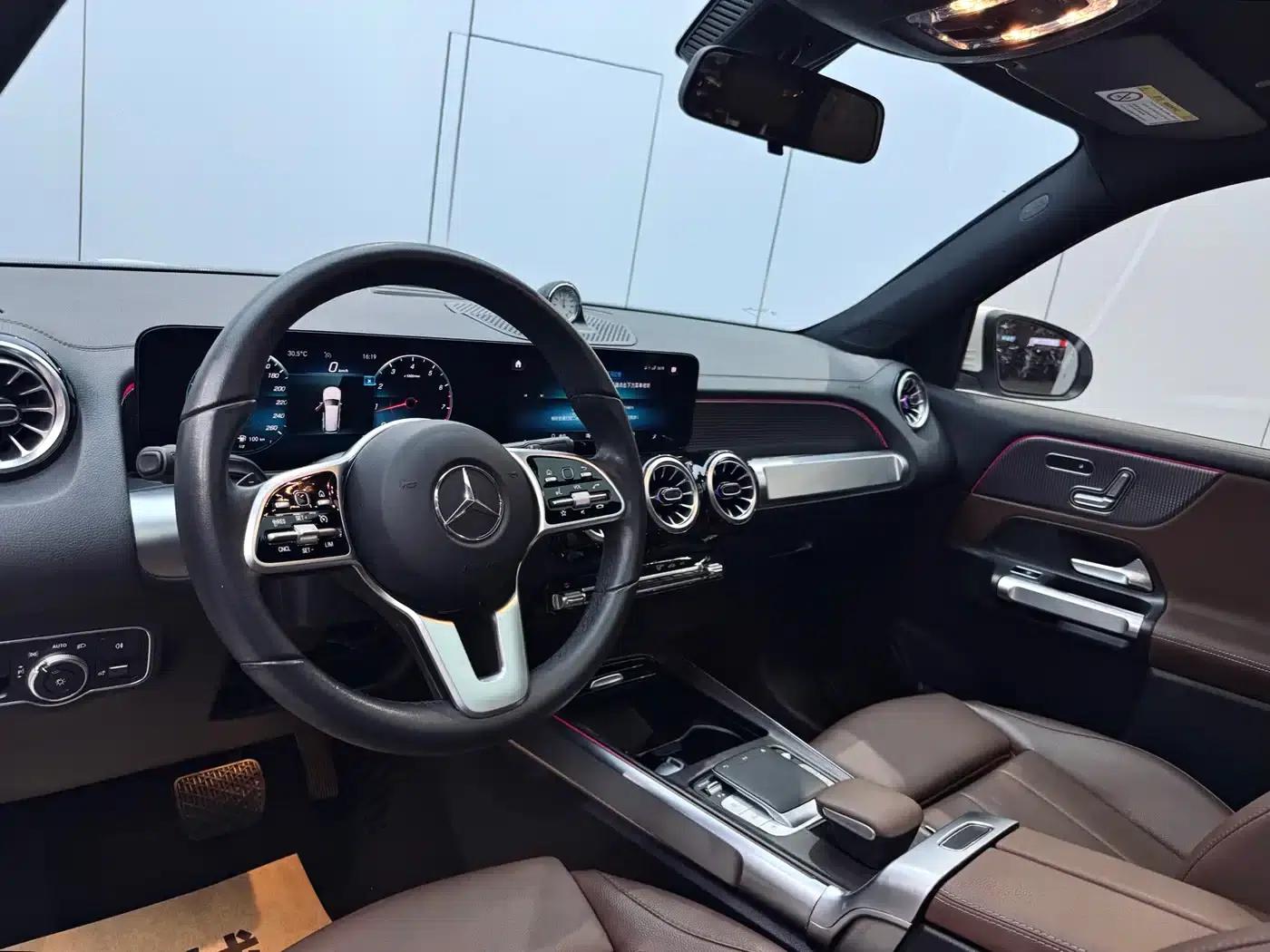 Mercedes-Benz GLB 2021 Fashion Edition — миниатюра 11