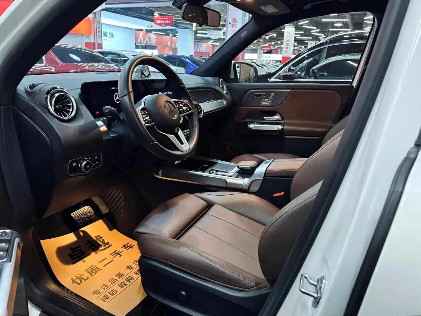 Mercedes-Benz GLB 2021 Fashion Edition — миниатюра 24