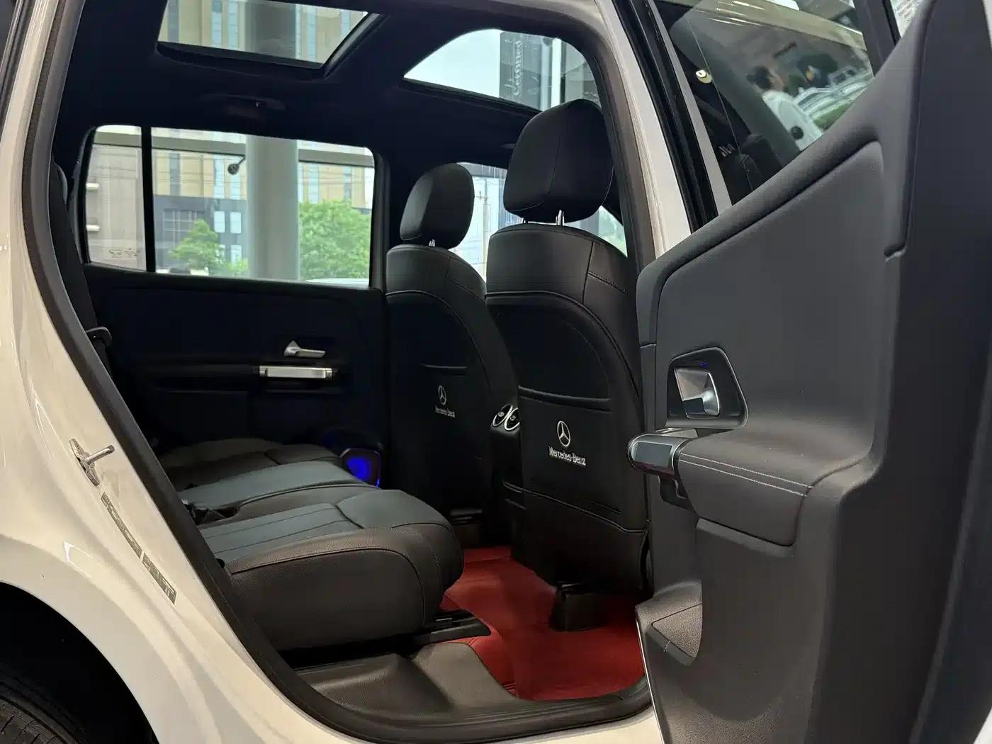 2023 Mercedes-Benz GLB 220 4MATIC — миниатюра 13