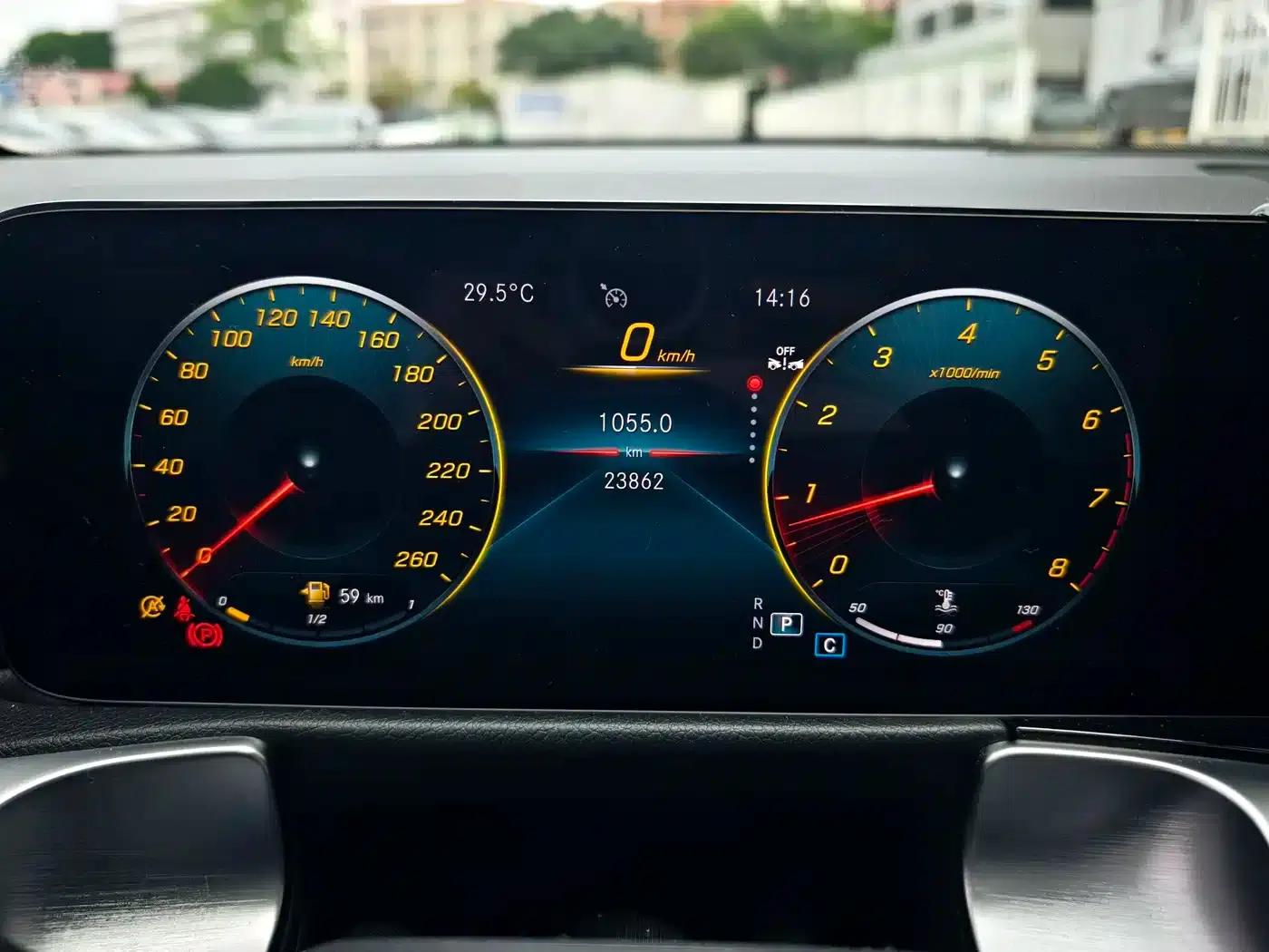 2023 Mercedes-Benz GLB 220 Dynamic — миниатюра 14