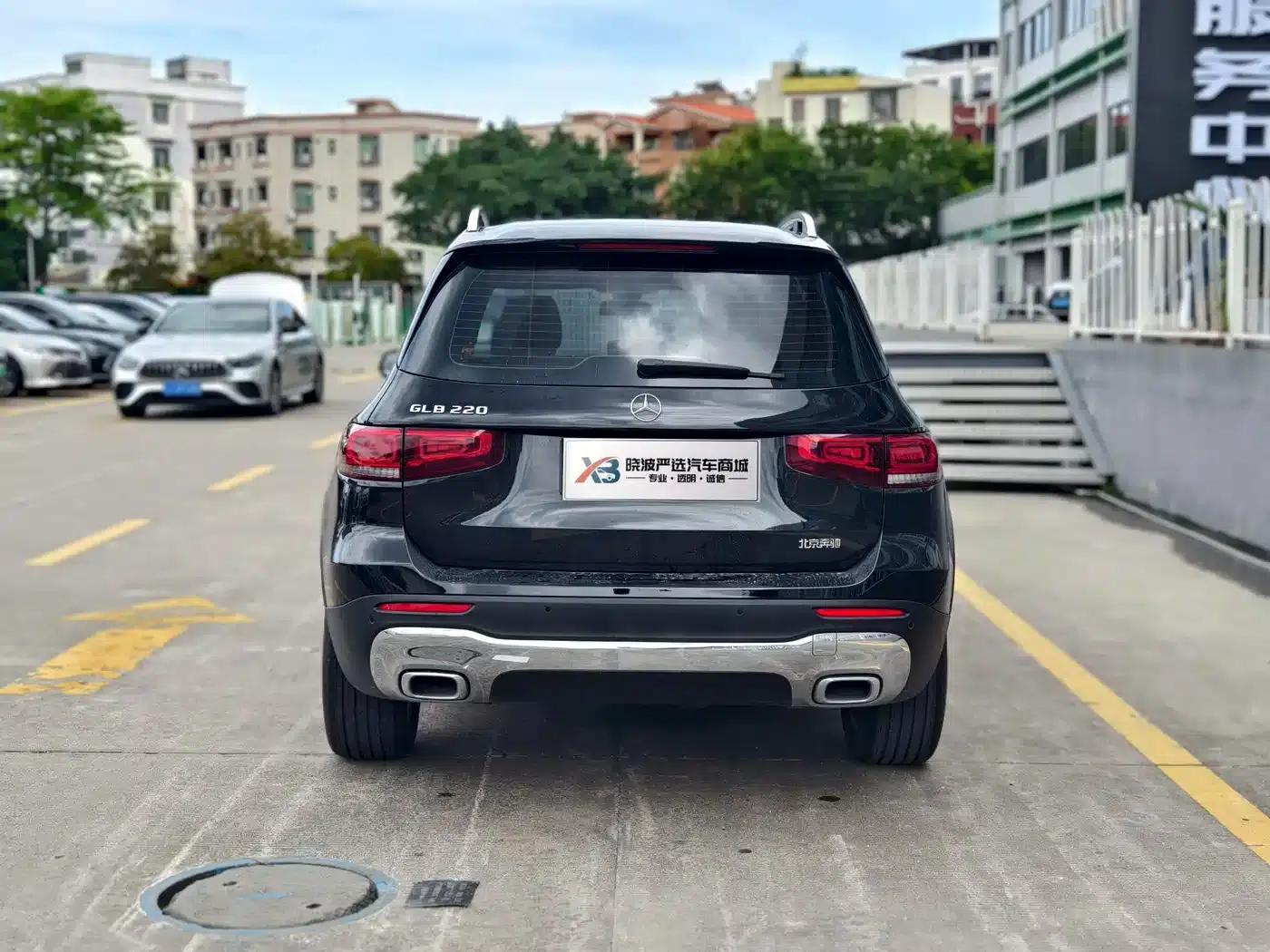 2023 Mercedes-Benz GLB 220 Dynamic — миниатюра 3