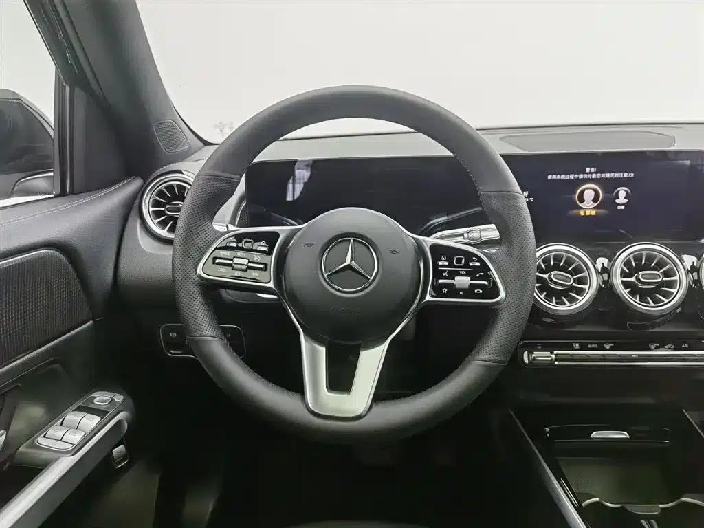 2022 Mercedes-Benz GLB 220 Dynamic — миниатюра 11