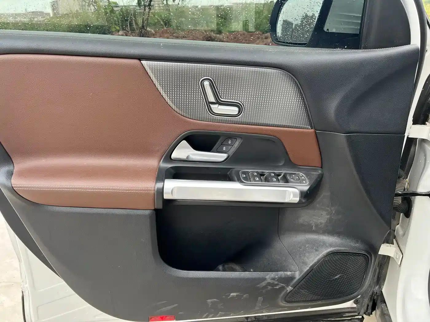 2020 Mercedes-Benz GLB 200 Dynamic — миниатюра 11