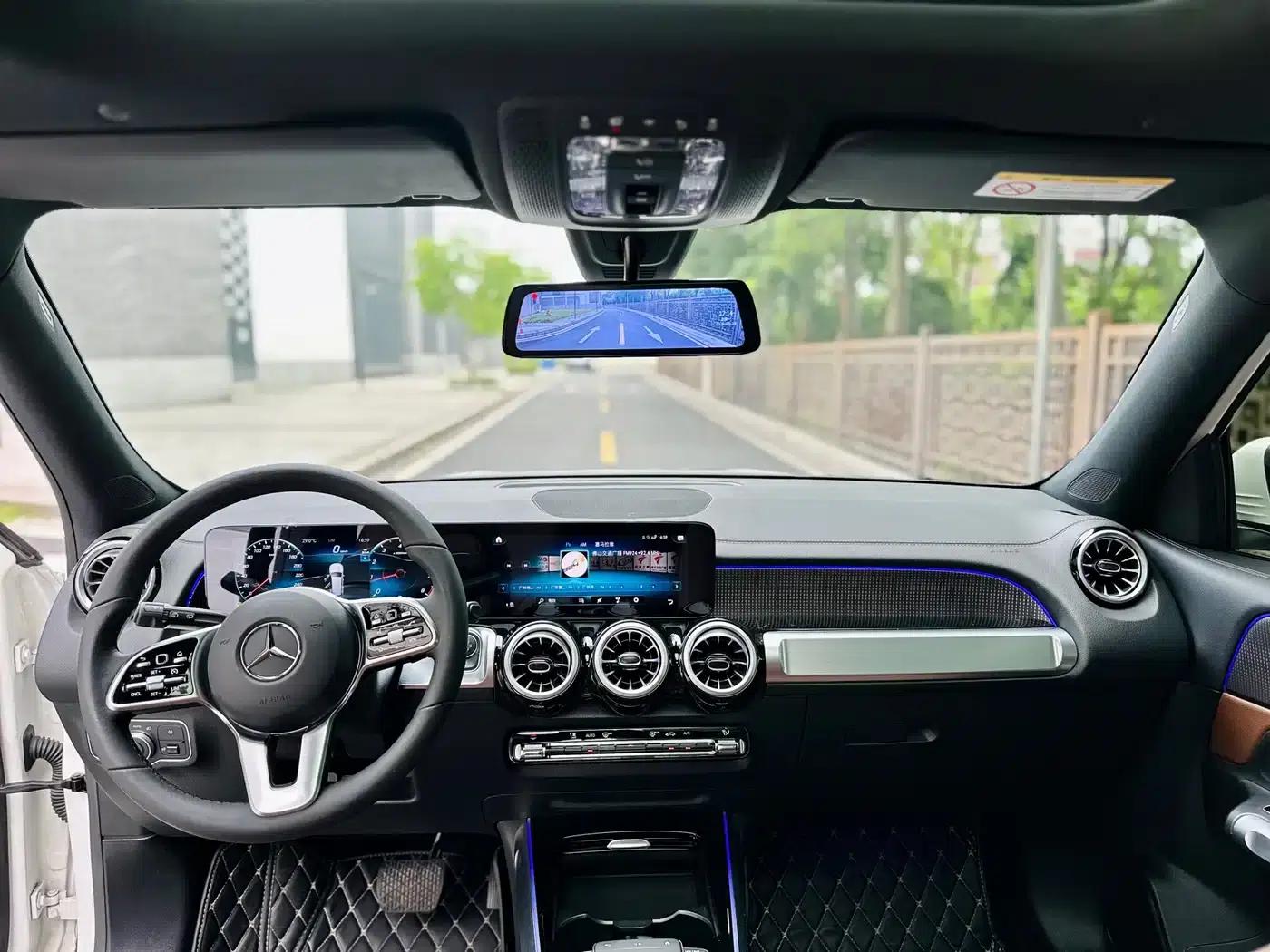 Mercedes-Benz GLB 2021 Fashion Edition — миниатюра 19