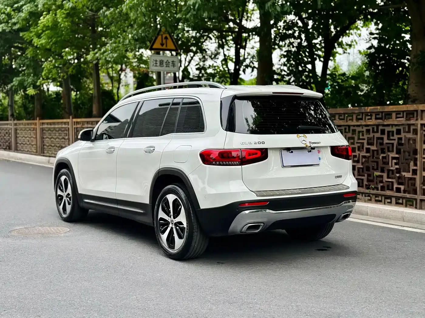 Mercedes-Benz GLB 2021 Fashion Edition — миниатюра 4