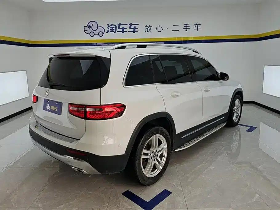2020 Mercedes-Benz GLB 180 Fashion Edition — миниатюра 3