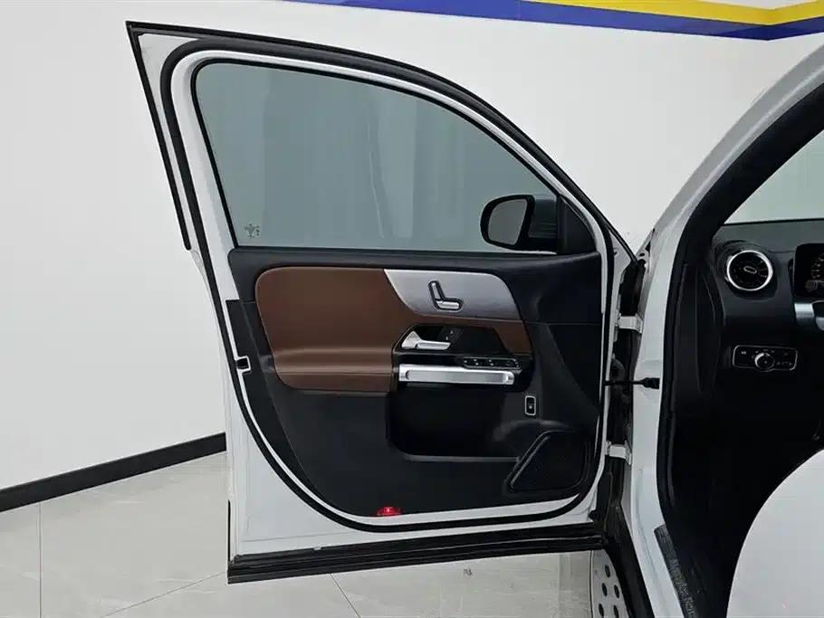 2020 Mercedes-Benz GLB 180 Fashion Edition — миниатюра 7
