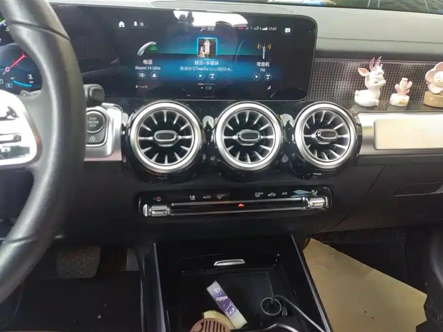 2022 Mercedes-Benz GLB 200 Dynamic — миниатюра 13