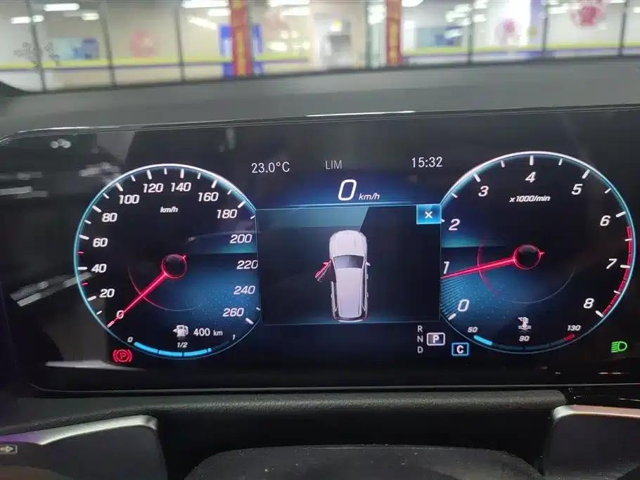 2022 Mercedes-Benz GLB 200 Dynamic — миниатюра 14