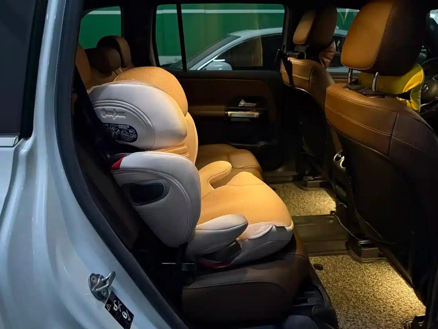 Mercedes-Benz GLB 2020 Facelift GLB 200 Dynamic — миниатюра 4