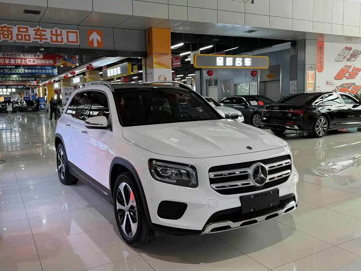 2023 Mercedes-Benz GLB 220 Fashion Edition — миниатюра 2