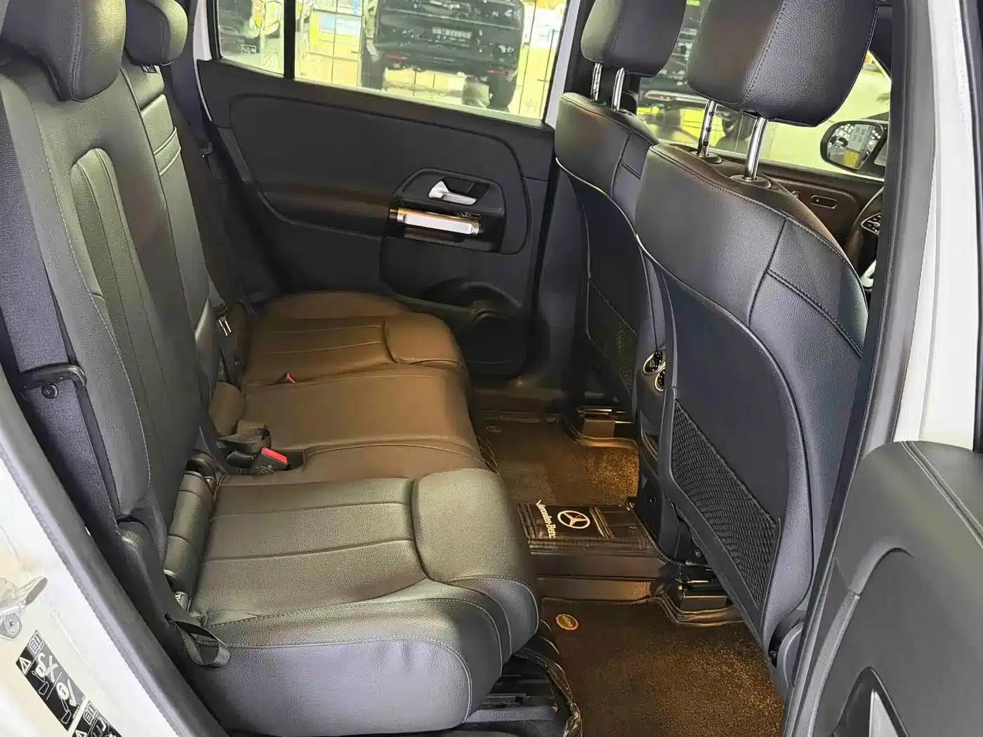 2023 Mercedes-Benz GLB 220 Fashion Edition — миниатюра 12