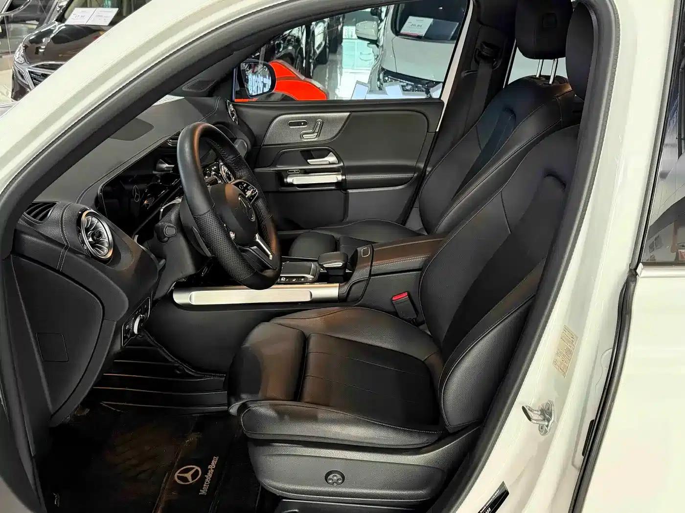 2023 Mercedes-Benz GLB 220 Fashion Edition — миниатюра 10