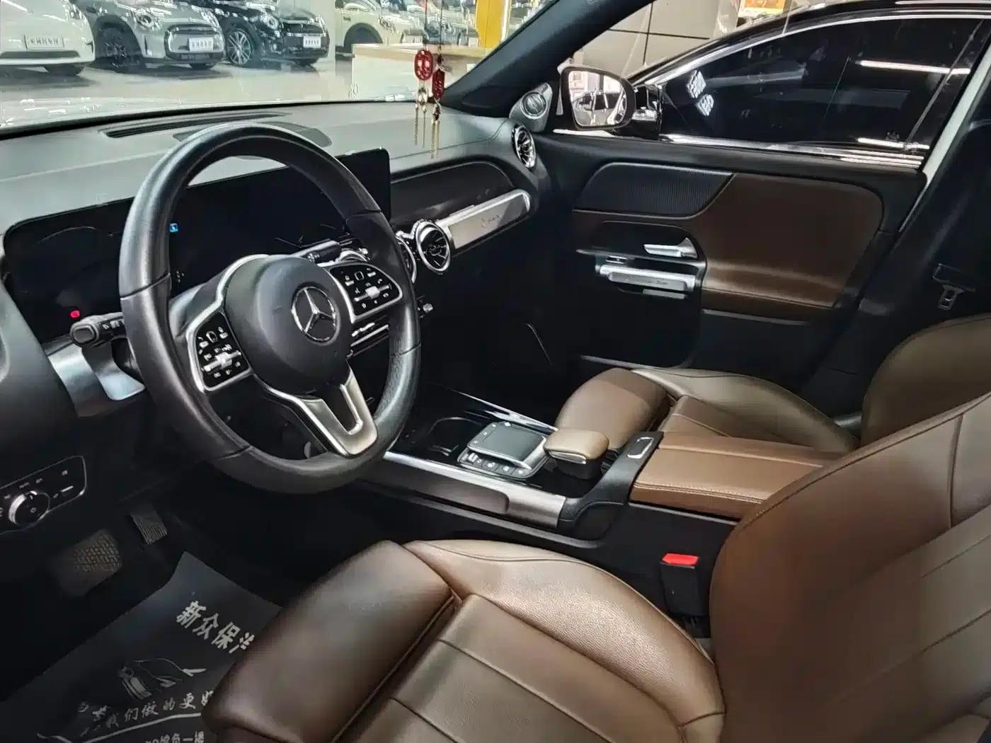 2020 Mercedes-Benz GLB 200 Dynamic — миниатюра 4