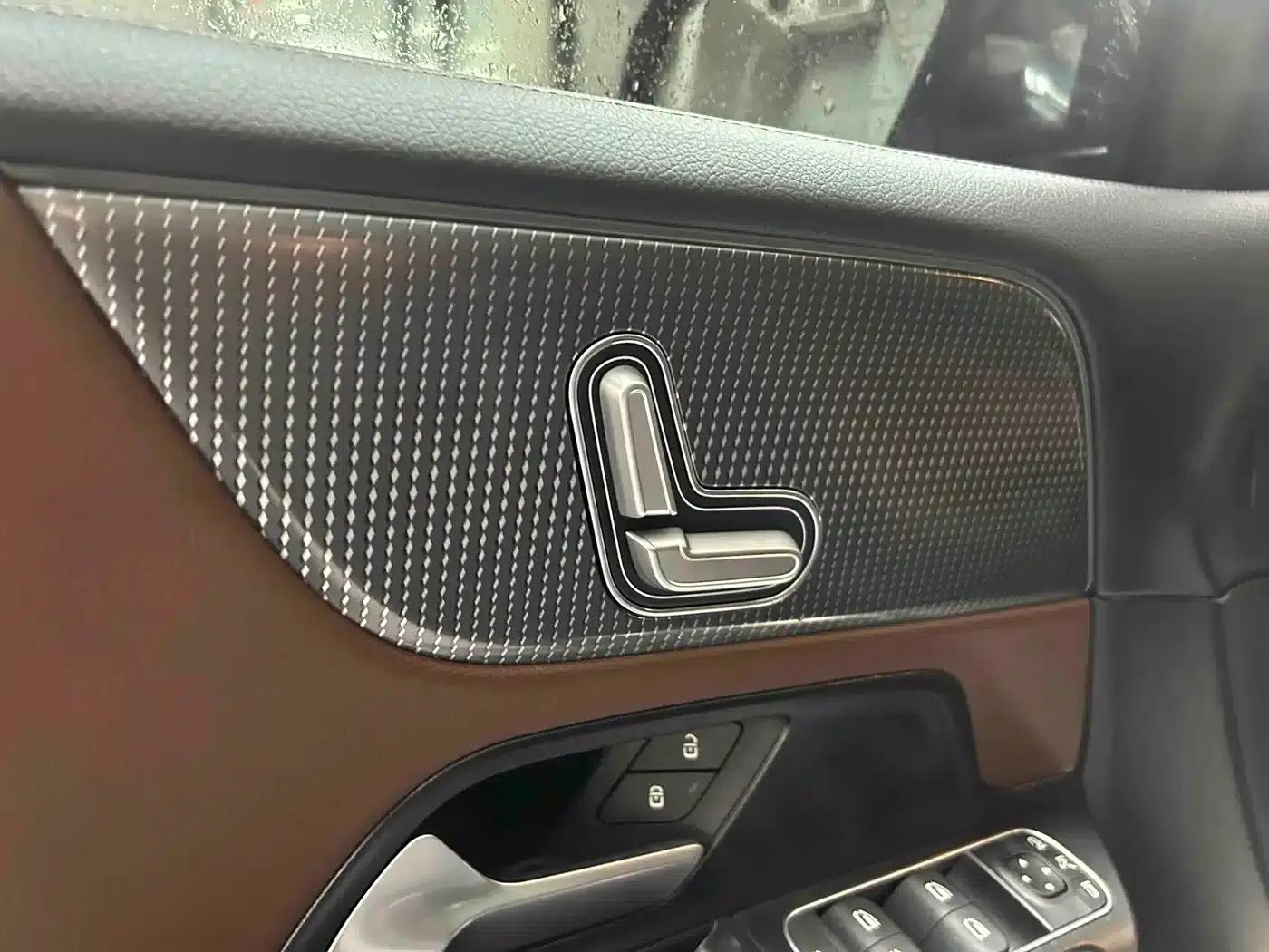 2023 Mercedes-Benz GLB 200 Dynamic — миниатюра 11