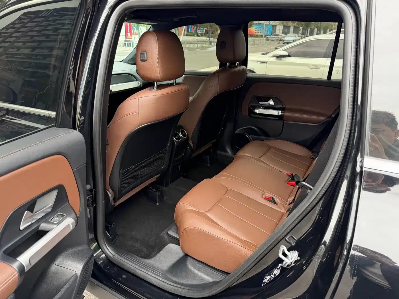 2023 Mercedes-Benz GLB 200 Dynamic — миниатюра 7