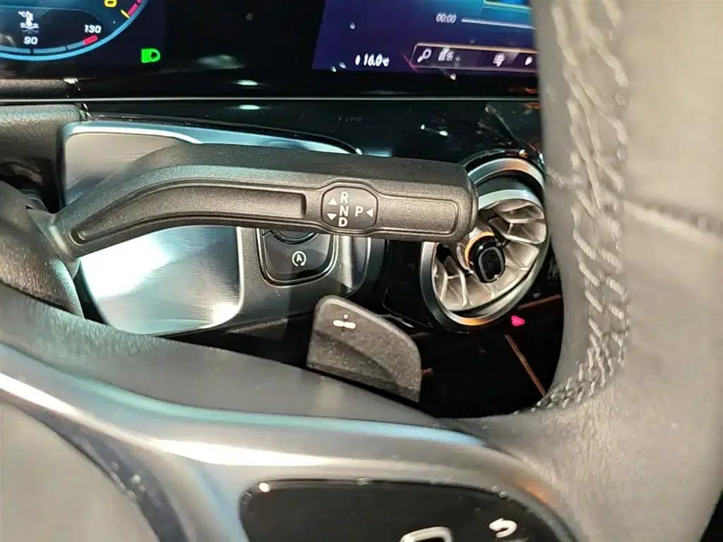 2022 Mercedes-Benz GLB 220 Dynamic — миниатюра 14
