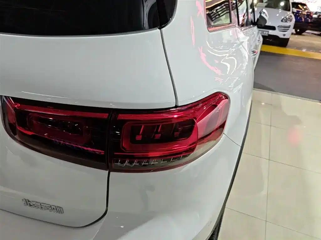 2022 Mercedes-Benz GLB 220 Dynamic — миниатюра 8