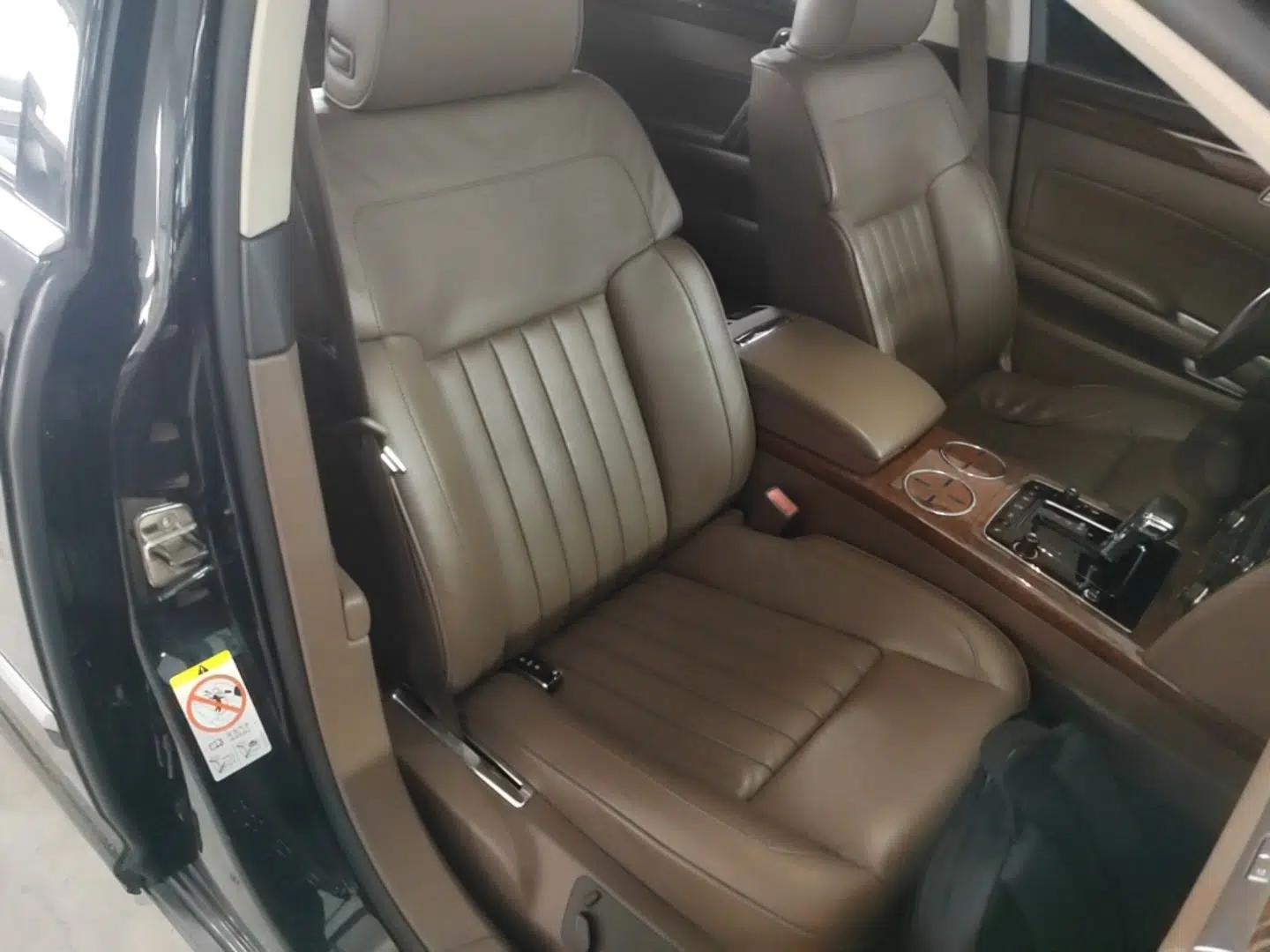 Volkswagen Phaeton 2014 3.0L Business Model — миниатюра 23